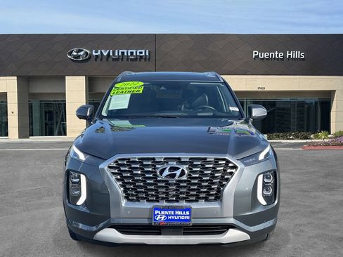 Used 2022 Hyundai Palisade Limited FWD image 2