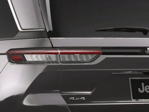 New 2025 Jeep Grand Cherokee Limited image 12