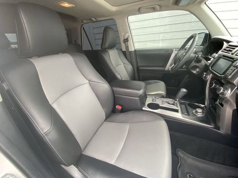 Used 2019 Toyota 4Runner SR5 Premium AWD/4WD image 26