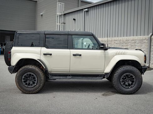 Used 2025 Ford Bronco Raptor AWD/4WD image 25