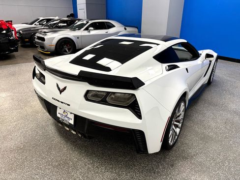 Used 2017 Chevrolet Corvette Z06 image 25
