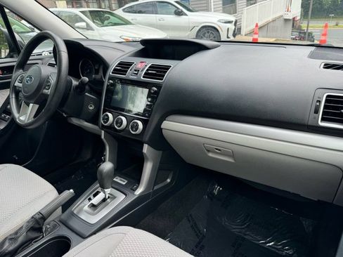 Used 2017 Subaru Forester 2.5i Premium w/ All-Weather Package AWD/4WD image 13