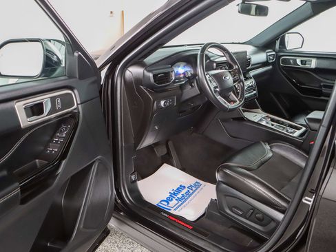 Used 2022 Ford Explorer ST w/ ST Street Pack AWD/4WD image 3