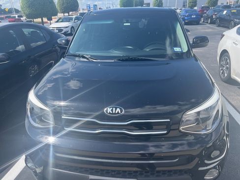 Used 2017 Kia Soul + FWD image 2