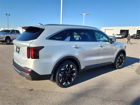 New 2026 Kia Sorento EX image 2