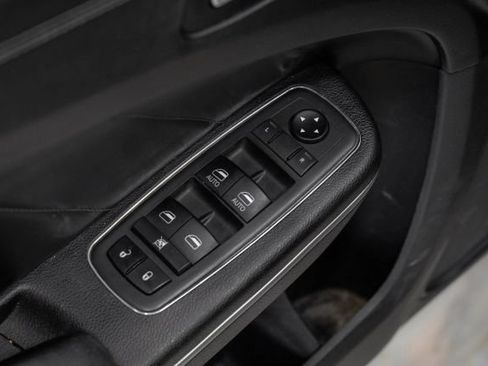Used 2019 Dodge Charger R/T w/ Plus Group RWD image 40