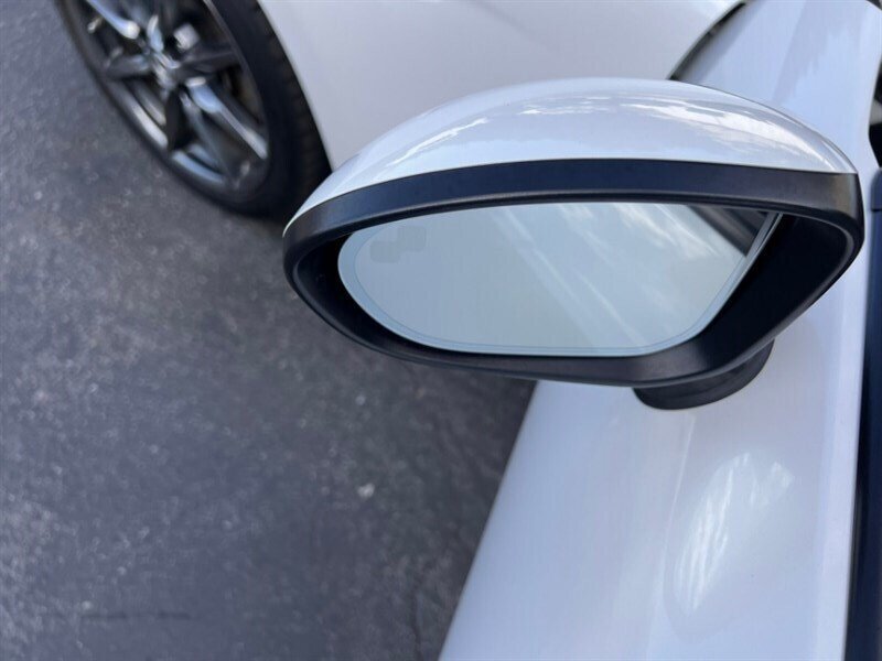 Used 2018 MAZDA MX-5 Miata RF Grand Touring RWD image 22