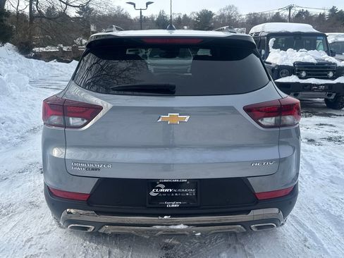 Used 2023 Chevrolet TrailBlazer ACTIV w/ Sun and Liftgate Package image 11
