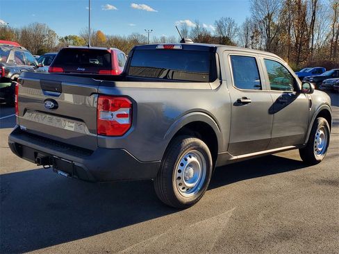 New 2025 Ford Maverick XL w/ Equipment Group 102A image 5