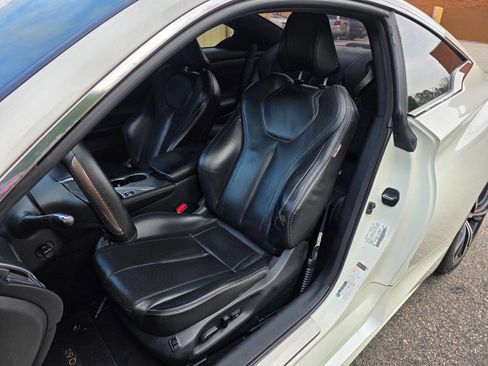 Used 2017 INFINITI Q60 2.0t w/ Premium Plus Package 2.0T image 13