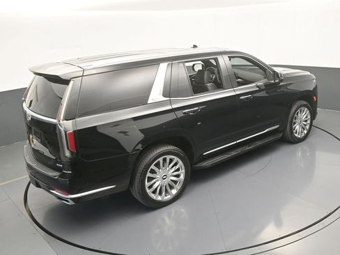 Used 2023 Cadillac Escalade Premium Luxury image 57