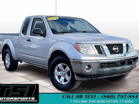 Used 2011 Nissan Frontier SV w/ SV Premium Utility Pkg image 12