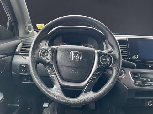 Used 2023 Honda Ridgeline Sport image 12