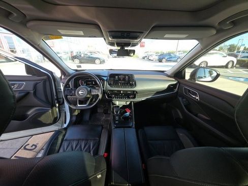 Used 2023 Nissan Rogue Platinum w/ Platinum Premium Package image 26