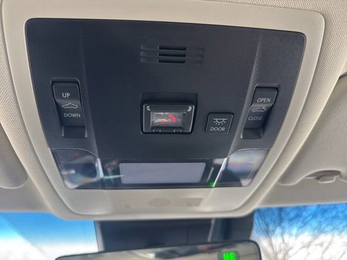 Used 2022 Lexus ES 300h image 26