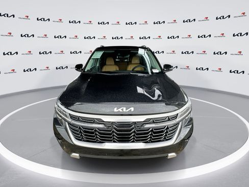 Certified 2024 Kia Seltos EX image 3