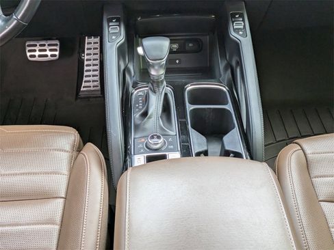 Used 2022 Kia Telluride SX w/ SX Prestige Package image 22