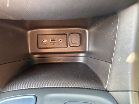 Used 2022 Chevrolet Equinox LT image 19