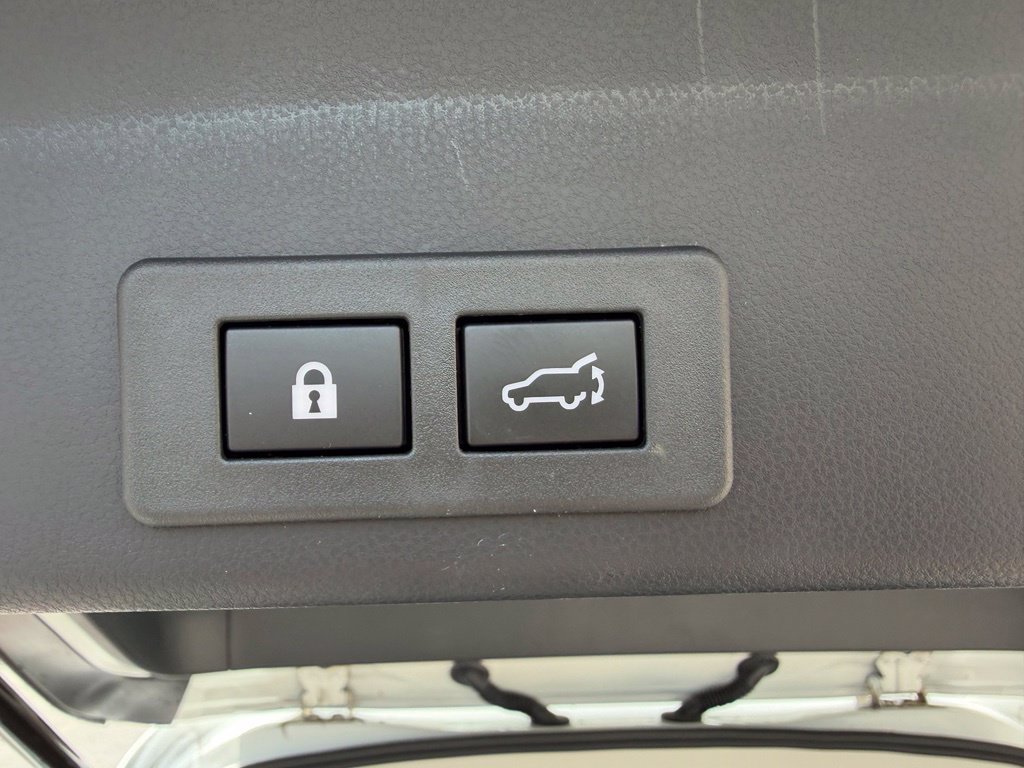 Used 2026 Subaru Ascent Limited AWD/4WD image 32