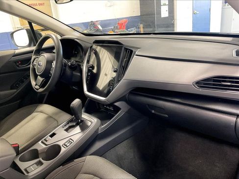 Used 2024 Subaru Crosstrek 2.0i Premium AWD/4WD image 14