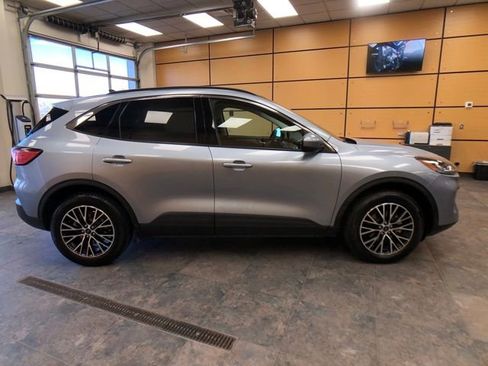 Certified 2022 Ford Escape SEL w/ Technology Package image 8