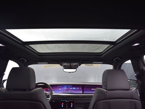 Certified 2026 Cadillac Escalade Sport w/ Touring Package image 32