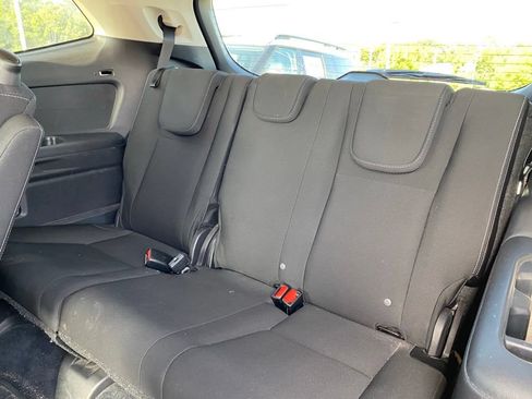 Used 2021 Subaru Ascent Premium w/ Convenience Package AWD/4WD image 14
