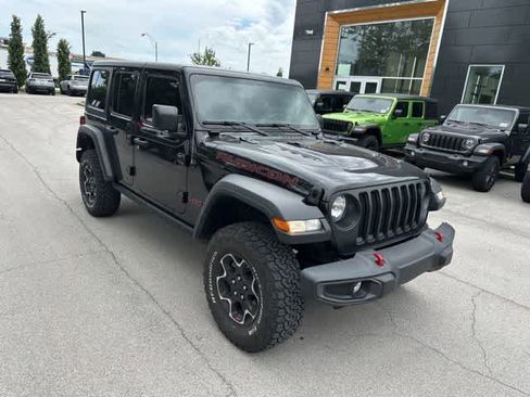 Used 2023 Jeep Wrangler Unlimited Rubicon w/ Cold Weather Group AWD/4WD image 20