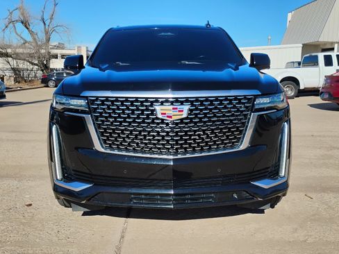 Used 2021 Cadillac Escalade ESV Premium Luxury w/ Driver Assist Tech Package image 2