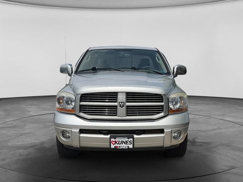 Used 2006 Dodge Ram 1500 Truck SLT AWD/4WD image 2