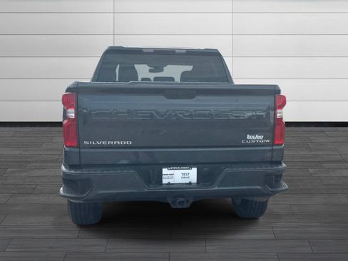 Used 2022 Chevrolet Silverado 1500 Custom AWD/4WD image 5