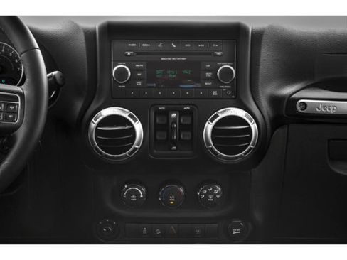 Certified 2018 Jeep Wrangler Unlimited Rubicon AWD/4WD image 10