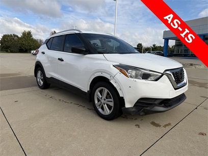 Used 2019 Nissan Kicks S w/ Exterior Electronics Package