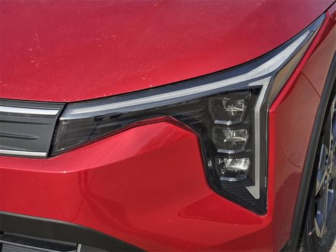 New 2025 Kia K4 LXS image 6