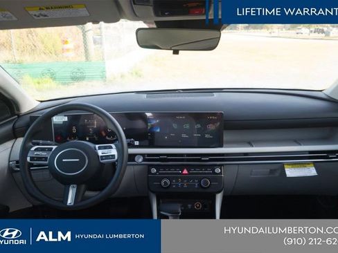 New 2026 Hyundai Tucson SE image 19