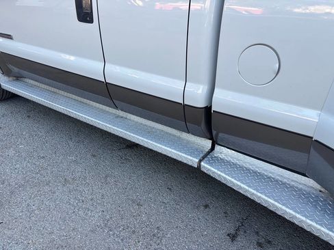 Used 2007 Ford F350 Lariat RWD image 30