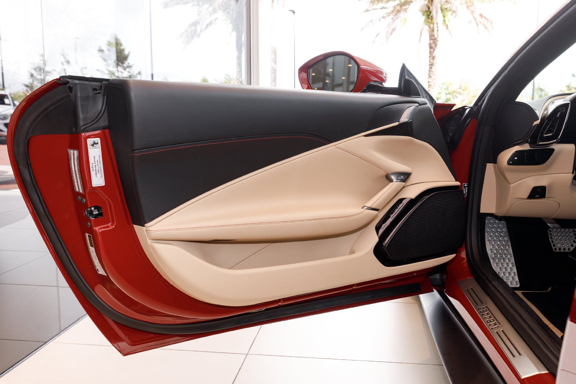 Used 2023 Ferrari Roma RWD image 25