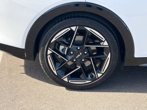 Certified 2025 Kia K4 GT-Line w/ GT-Line Premium Package image 10