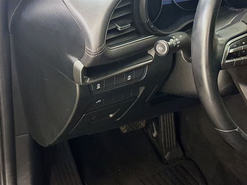 Used 2023 MAZDA MAZDA3 s FWD image 17