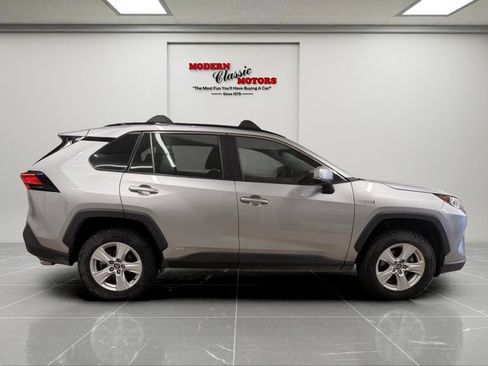 Used 2021 Toyota RAV4 XLE w/ Convenience Package AWD/4WD image 8
