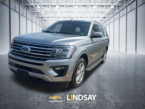 Used 2021 Ford Expedition XLT AWD/4WD image 2