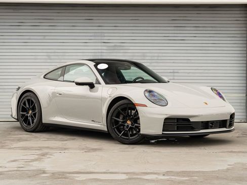Certified 2025 Porsche 911 Carrera S RWD image 10