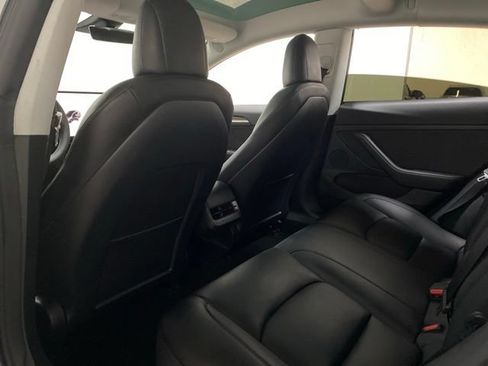 Used 2023 Tesla Model 3 Standard Range RWD image 19