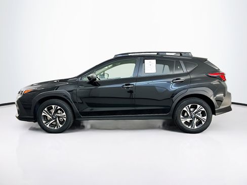 Used 2025 Subaru Crosstrek 2.0i Premium AWD/4WD image 4