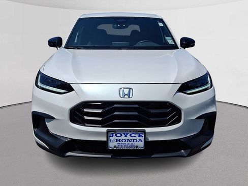 Used 2024 Honda HR-V Sport image 3