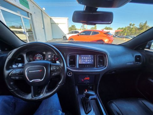 Used 2017 Dodge Charger R/T w/ Plus Group RWD image 14