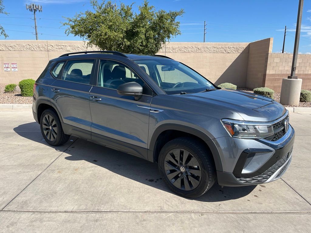Used 2022 Volkswagen Taos S FWD image 5