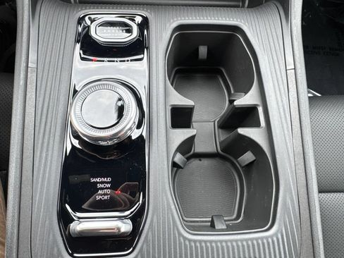 New 2026 Jeep Cherokee Laredo AWD/4WD image 17