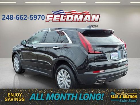 Used 2023 Cadillac XT4 Luxury w/ Cold Weather Package image 7