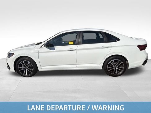 Used 2025 Volkswagen Jetta Sport FWD image 13